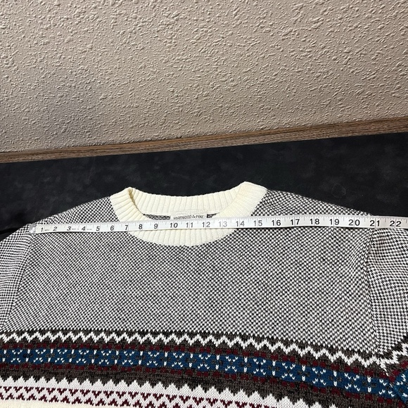 Vintage Fair Isle Cable Knit Mens Crew Neck Sweater Pullover - Picture 6 of 8